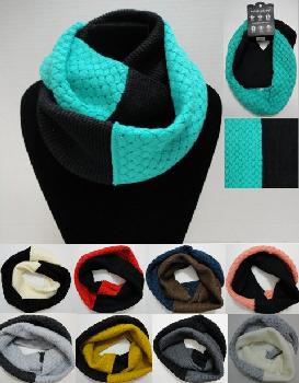 Knitted Infinity Scarf [Basket Weave]